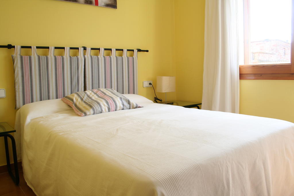 Can Quilis Guest House Pontos Eksteriør bilde