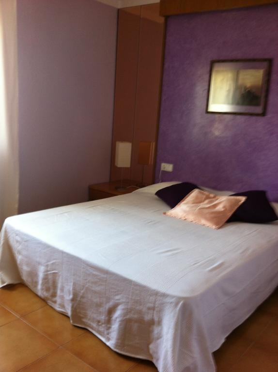 Can Quilis Guest House Pontos Eksteriør bilde